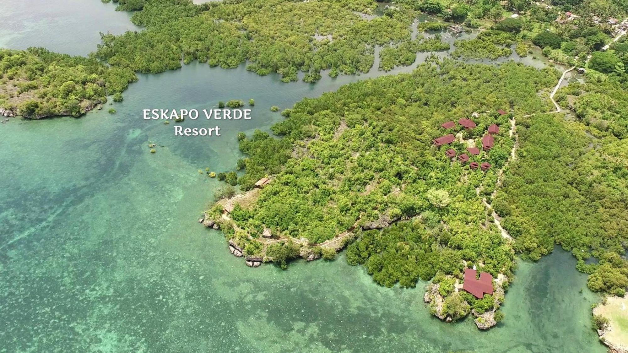 Eskapo Verde Lodge Moalboal Badian Bagian luar foto